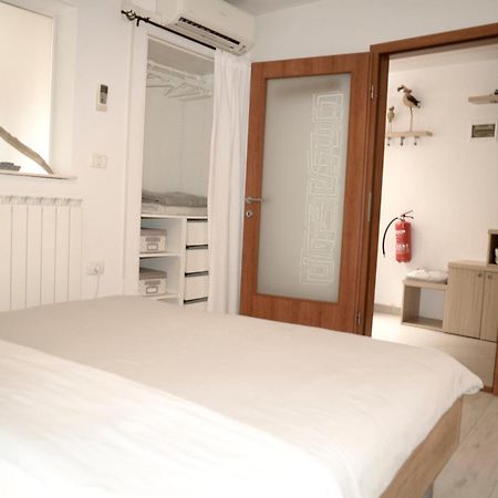 Medizen Apartment Изола Экстерьер фото